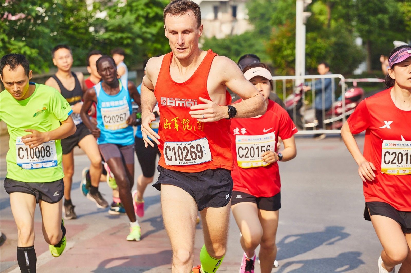 湖南乐鱼leyu体育管理有限公司