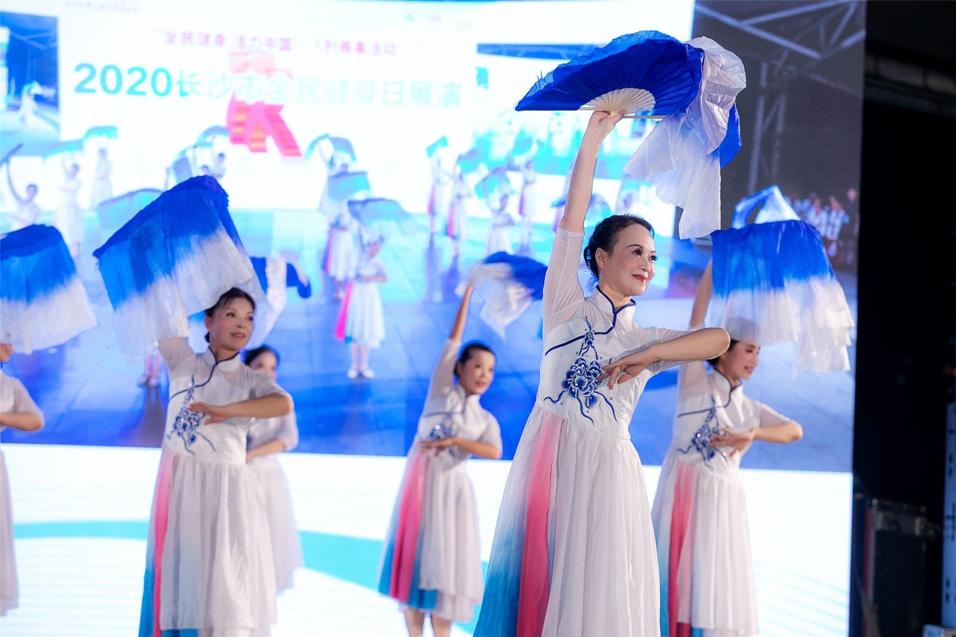 湖南乐鱼leyu体育管理有限公司