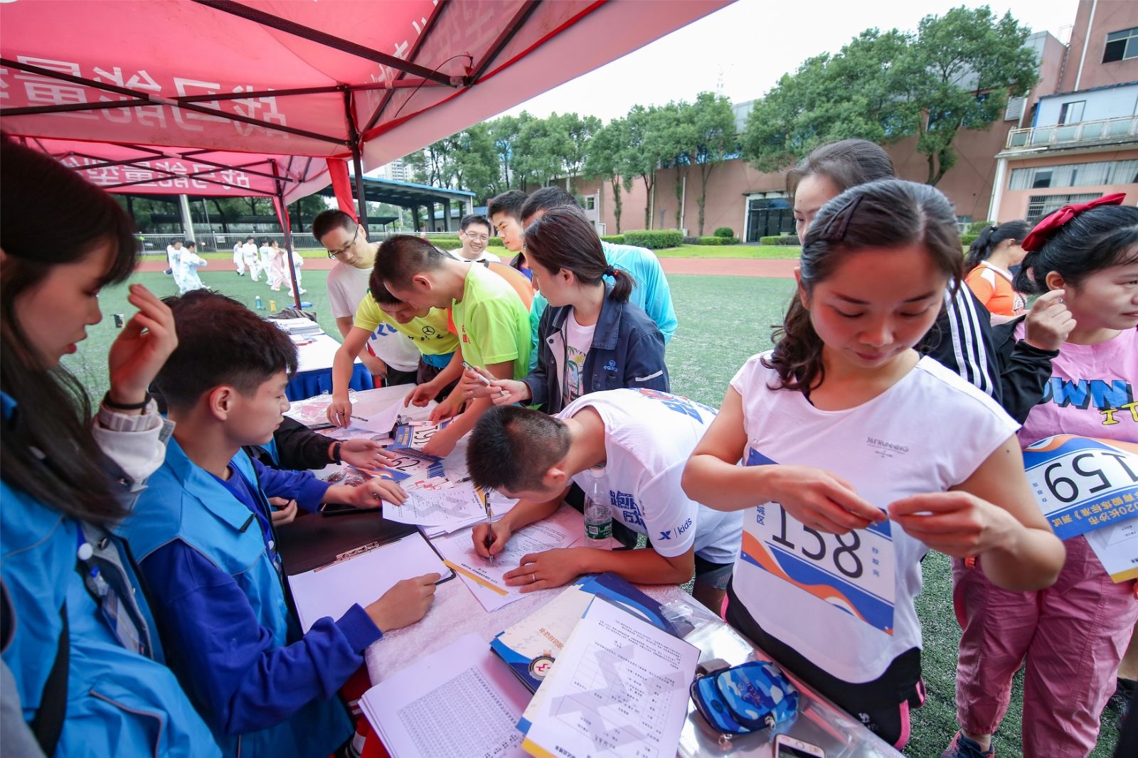 湖南乐鱼leyu体育管理有限公司