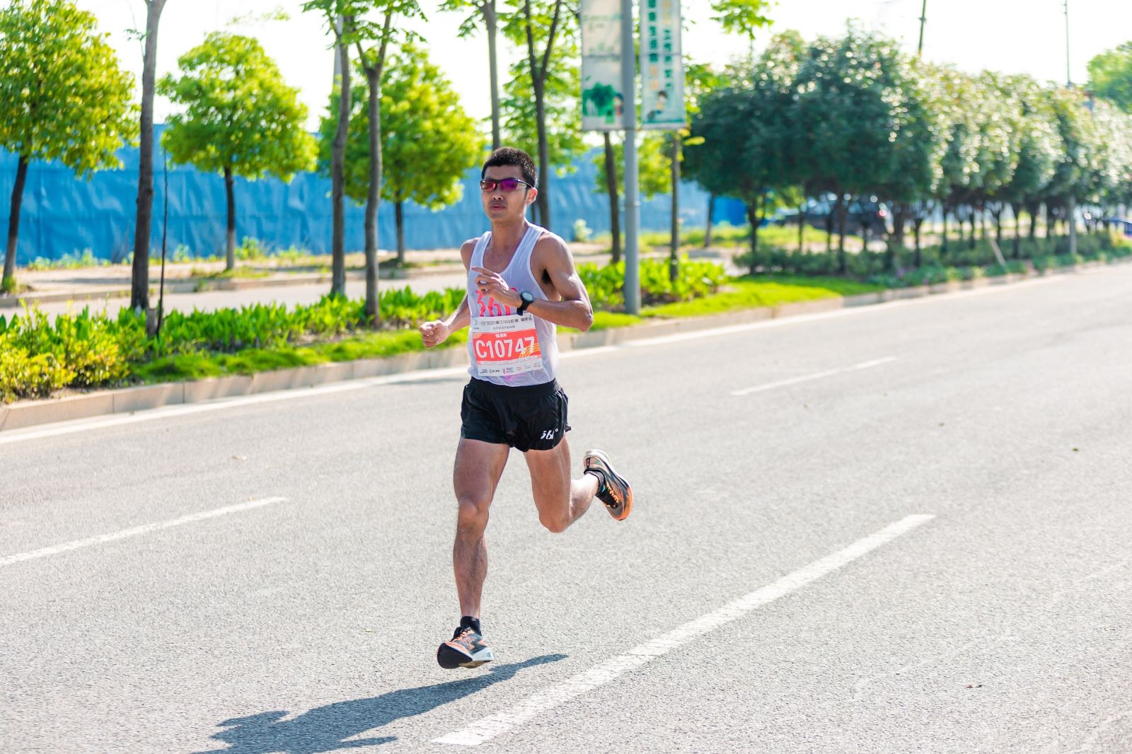 湖南乐鱼leyu体育管理有限公司