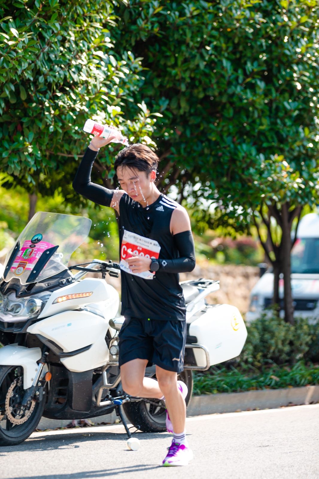 湖南乐鱼leyu体育管理有限公司